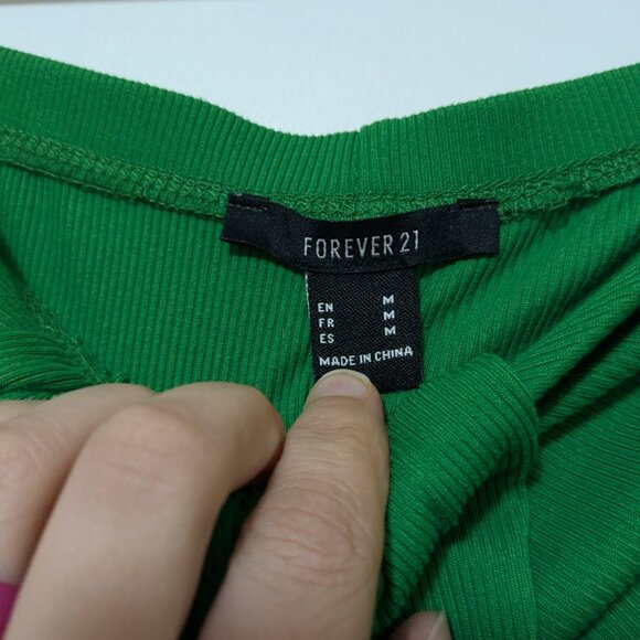 *3/$10* Forever 21 Ribbed Maxi Skirt Kelly Green Size Medium - Picture 2 of 5
